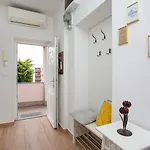 Downtown Apartment *